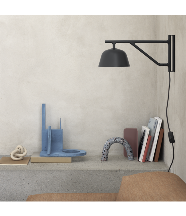 Muuto Ambit wall lamp taupe