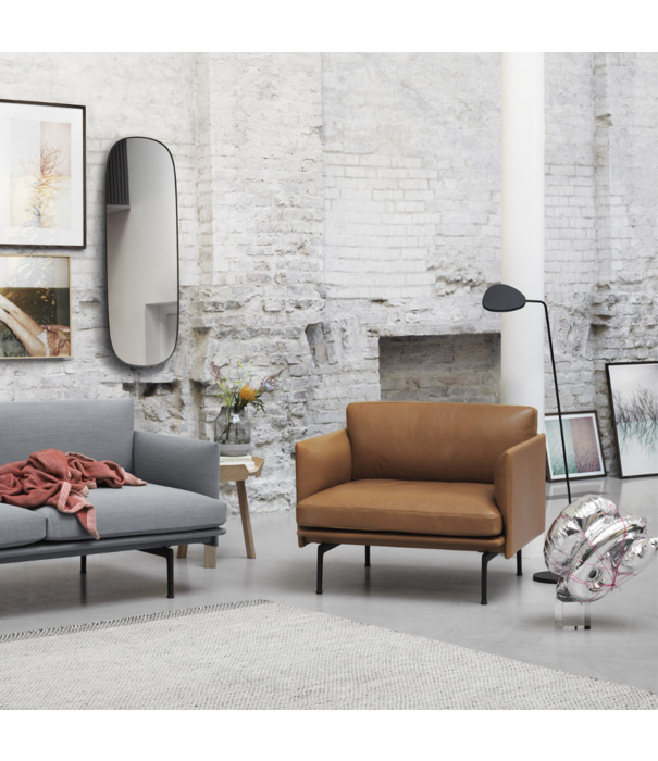 Muuto Outline Fauteuil Refine cognac leer, zwart onderstel