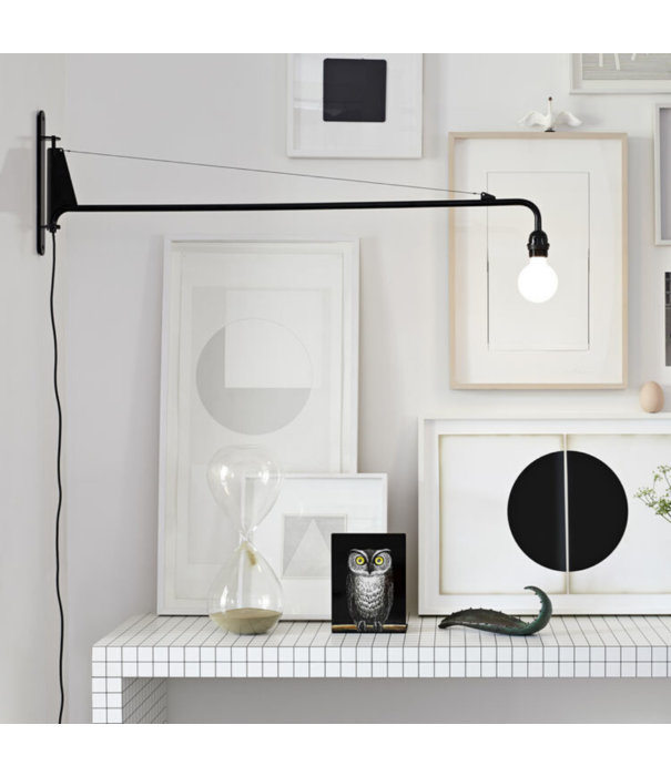 Vitra  Vitra - Petite Potence Wall Lamp Deep Black