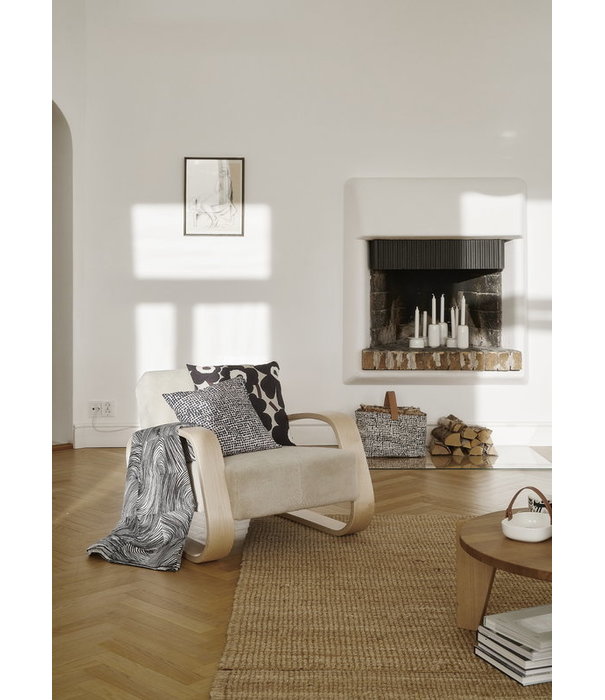 Artek  Aalto Armchair 400 Tank,  Off-White