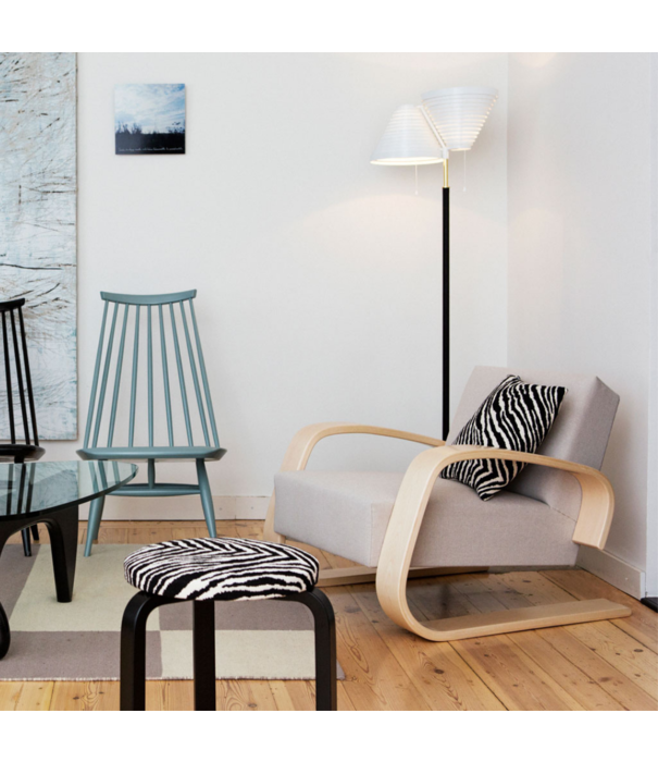 Artek  Artek - Armchair 400 Tank Zwart Leer