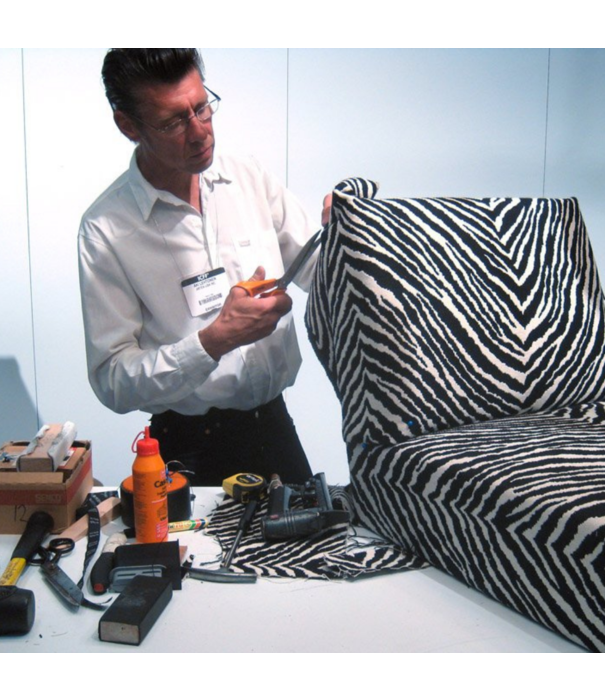 Artek  Aalto Armchair 400 Tank,  Zebra black / white