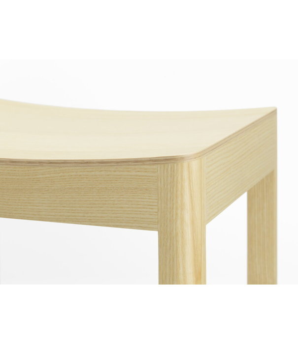 Artek  Artek - Atelier Barkruk Essen Gelakt