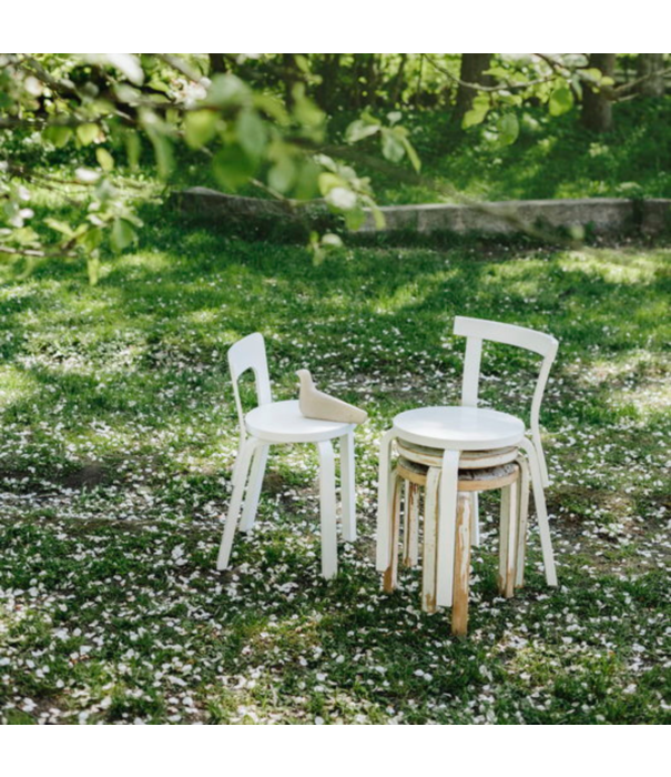 Artek  Artek - Chair 65 Birch - White Laminaat