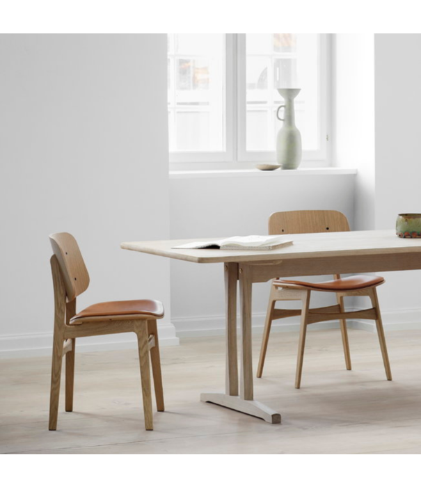 Fredericia  Model 3051, Søborg Chair black oak - black leather seat