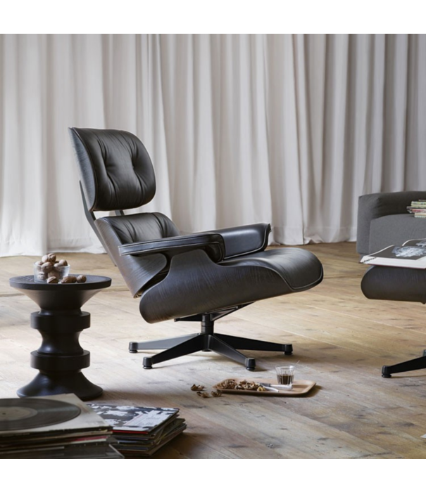 Vitra  Vitra - Eames Lounge Chair Black Ash, black edition