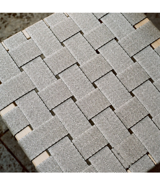 Artek  Artek Stoel 611 berken, naturel/zwart geweven