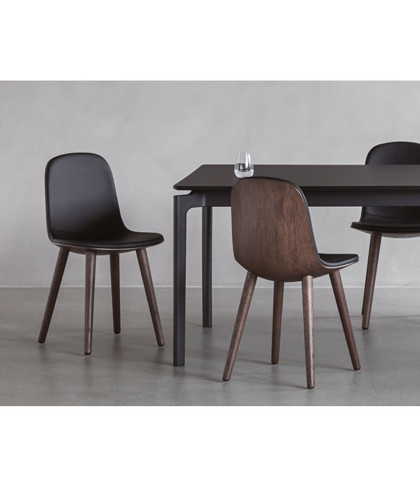 Eva Solo  - Wait to be seated Eva Solo Yuuga Chair smoked oak, black leather