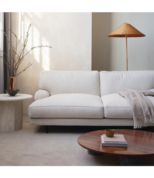Gubi  Gubi - Flaneur 2 seater sofa - dedar chambry off-white