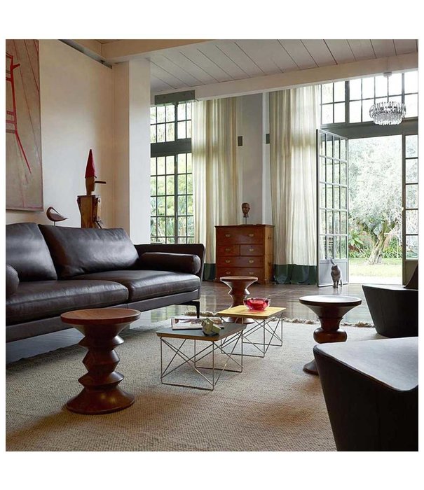 Vitra  Eames Stools Kruk Model A walnoot