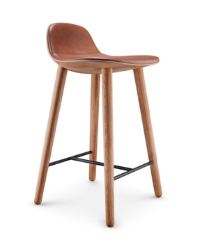 Eva Solo: Abalone bar stool nature oak, cognac leather seat