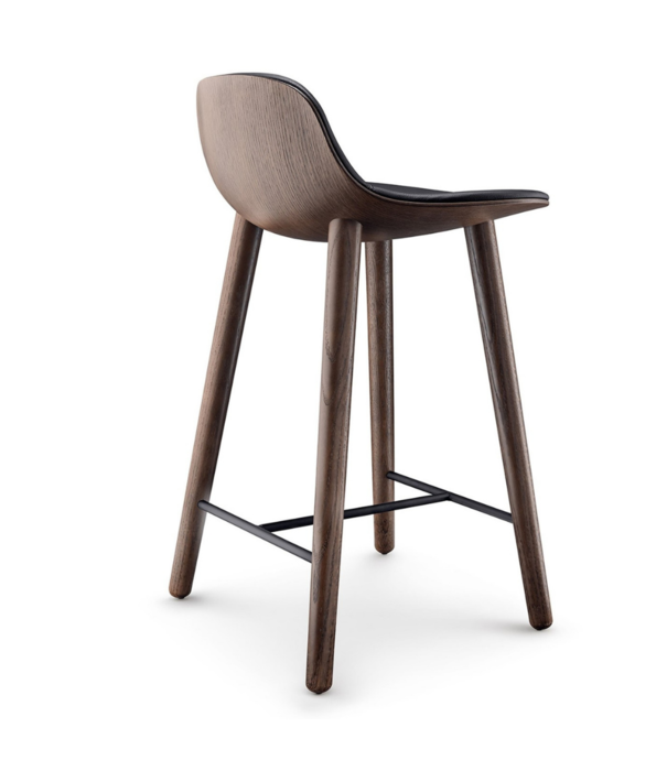 Eva Solo  - Wait to be seated Yuuga barstool smoked oak, black leather seat