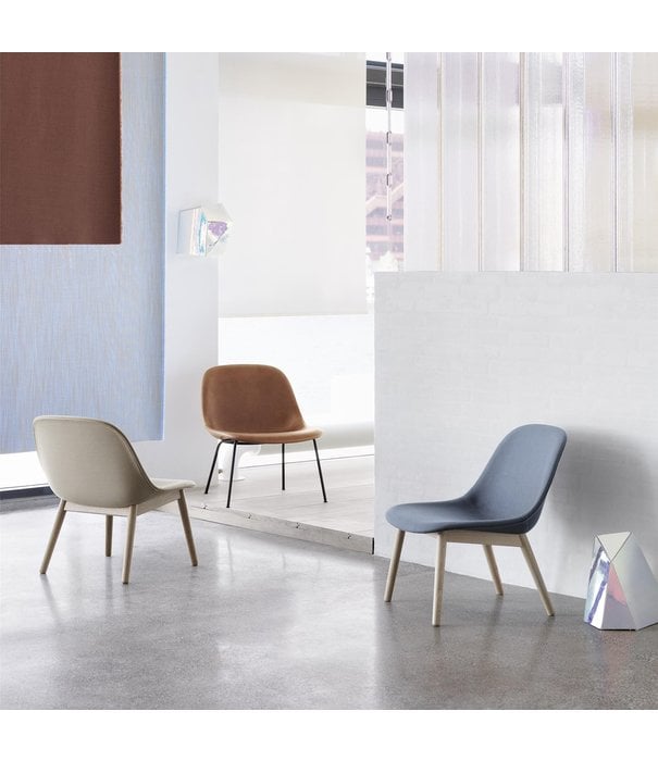 Muuto  Muuto - Fiber lounge chair - wood base