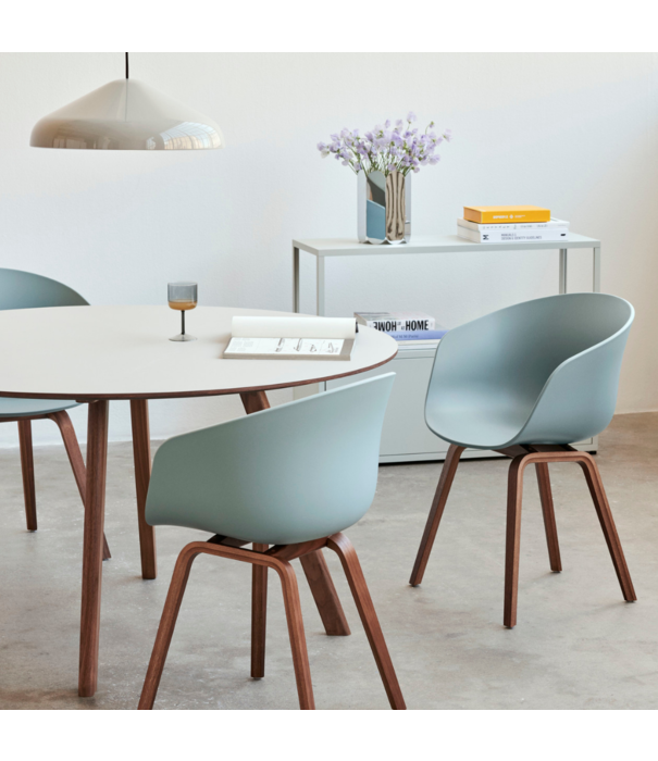Hay  CPH20 Round Dining Table walnut Ø90