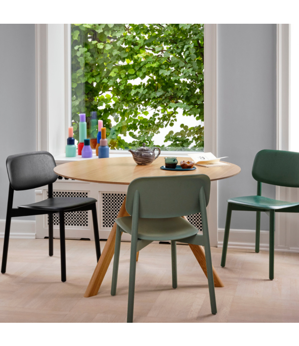 Hay  CPH20 Round Dining Table walnut Ø90