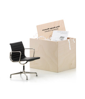 Vitra - Miniatures Collection Aluminium Chair