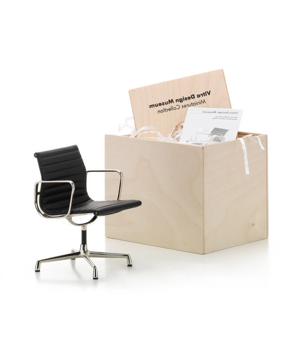 Vitra  Vitra Miniatures Collection Aluminium Chair