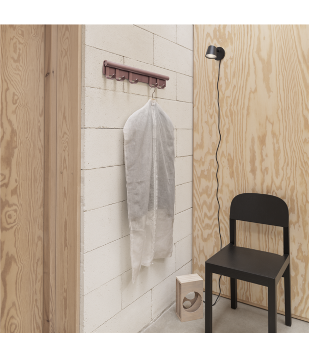 Muuto  Muuto - Coil coat rack L100 cm.