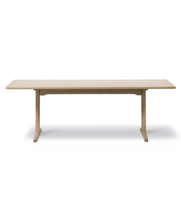 Fredericia  Fredericia Model 6293, C18 Eettafel 220 x 90