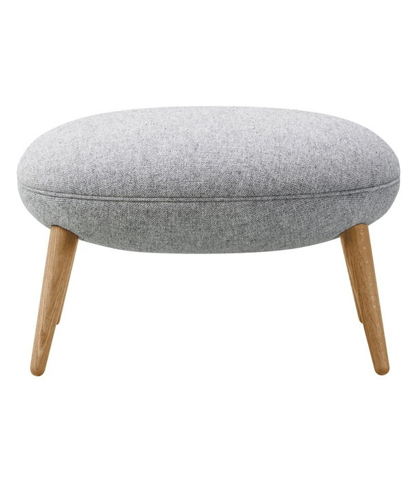 Fredericia  Model 1771, Swoon Ottoman - wood base