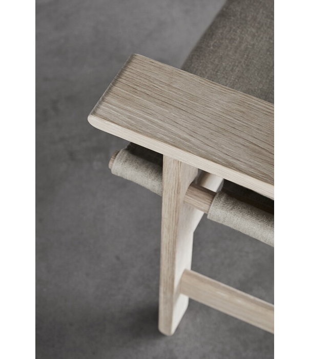 Fredericia  Fredericia - Model 2031 The Canvas chair gezeept eiken, naturel canvas met zitkussen