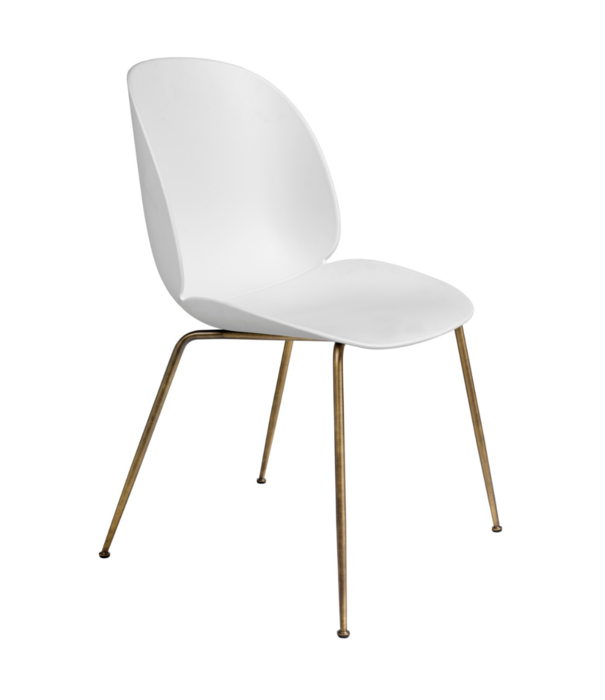 Gubi  Beetle Eetkamerstoel, antiek messing conic voet