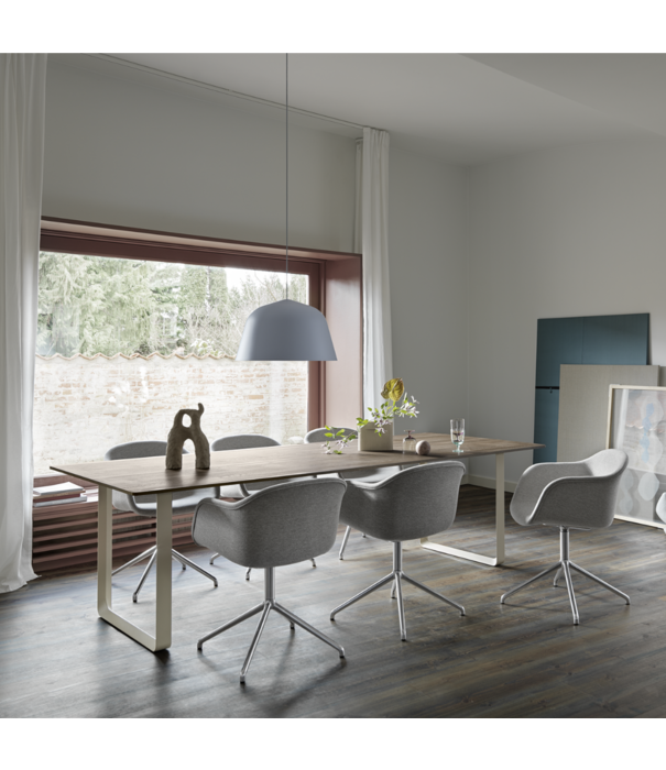 Muuto  Muuto 70/70 Dining Table solid smoked oak, sand base