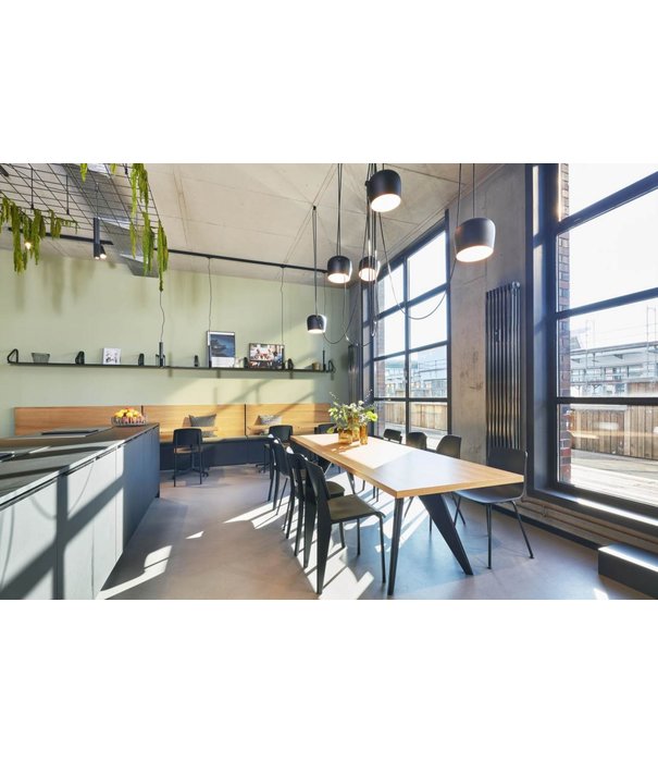 Vitra  Vitra EM Eettafel donker eiken fineer 240 x 90