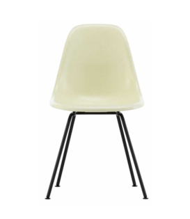 Vitra Eames Fiberglass DSX Stoel, zwart tube onderstel