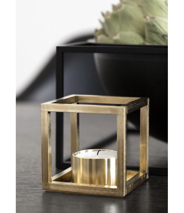 Audo Audo - Kubus T candleholder brass