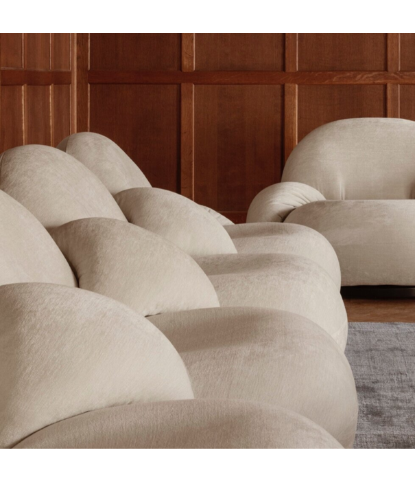 Gubi  Pacha Sofa 2-seater with armrests incl. middle arm, belsuede