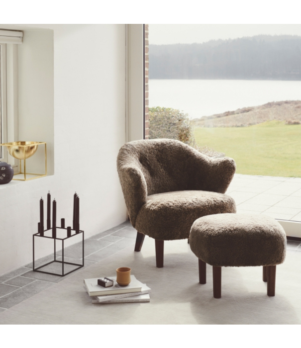 By Lassen  By Lassen: Ingeborg lounge chair - smoked oak base