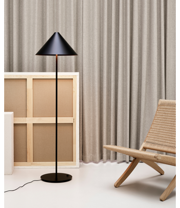Louis Poulsen  Louis Poulsen - Keglen floor lamp