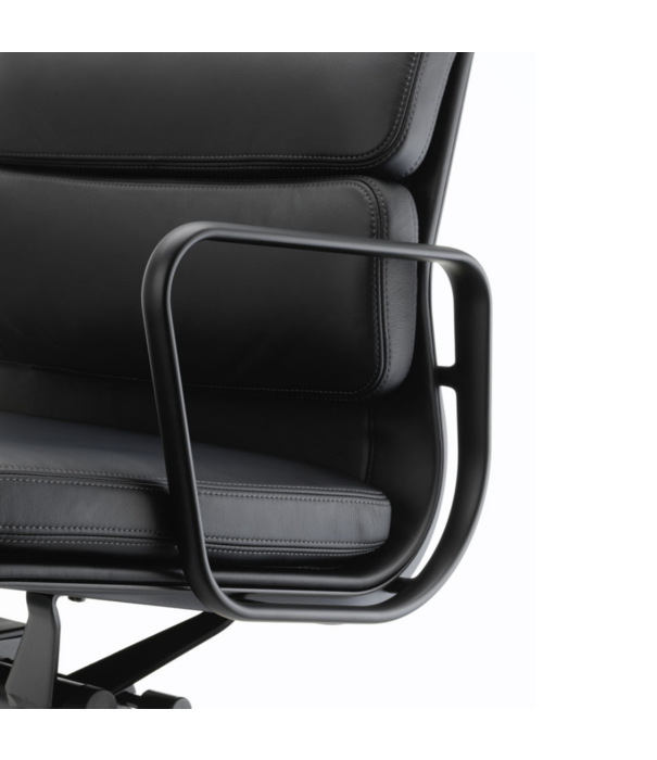 Vitra  Vitra - Soft Pad Chair EA 217, black leather