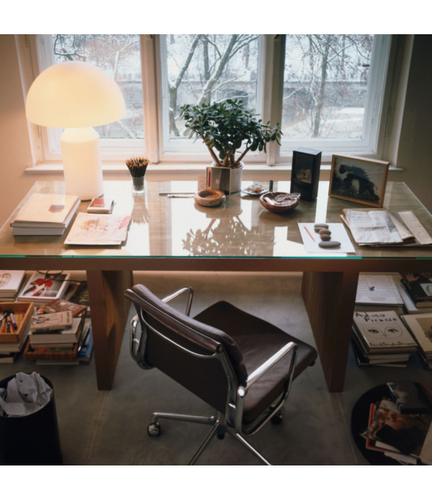 Vitra  Vitra Soft Pad Chair EA 207, fixed seat