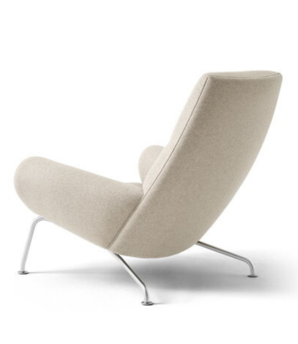 Fredericia  Fredericia - Wegner Queen Chair  lounge chair