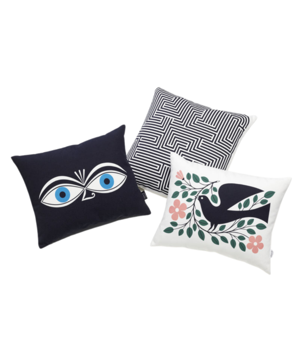 Vitra  Vitra - Graphic Print Pillows Love Heart, crimson