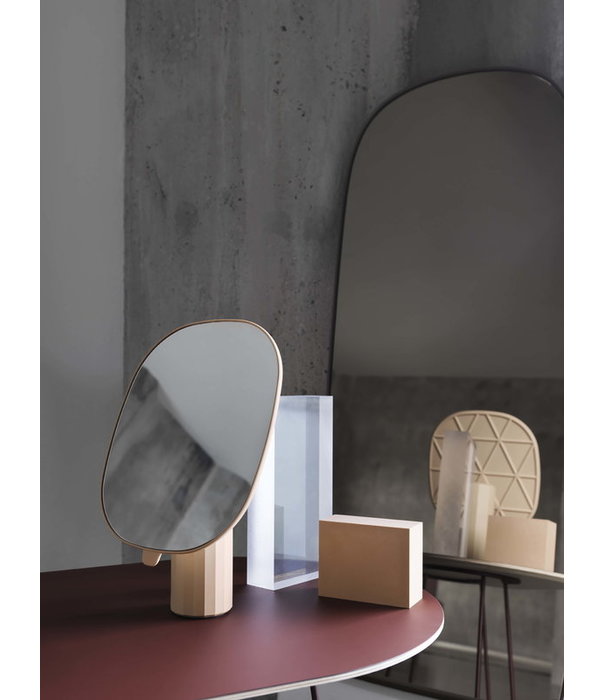 Muuto  Muuto - Airy bijzet/salontafel medium