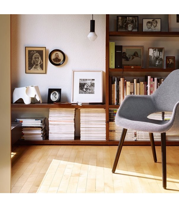 Vitra  Vitra Eames Elephant Small White RE