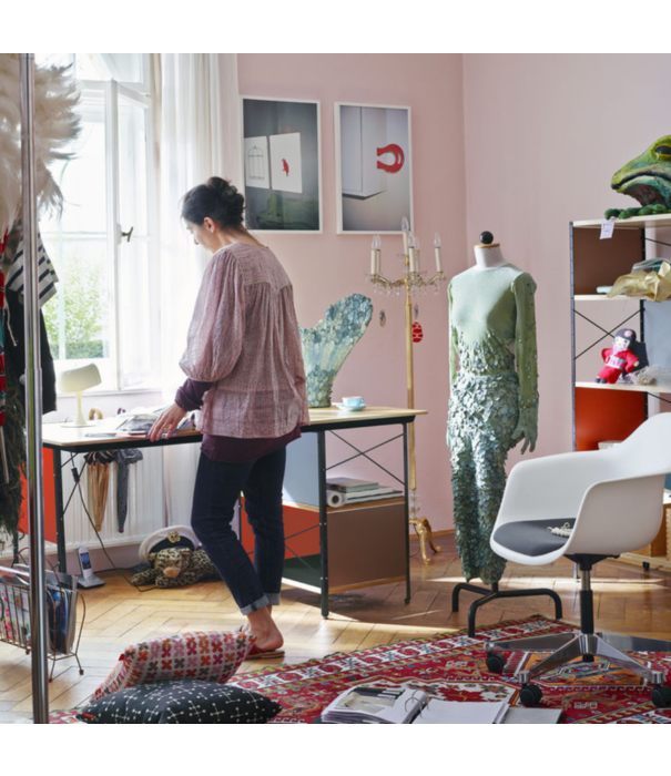 Vitra  Vitra  Eames Desk Unit EDU