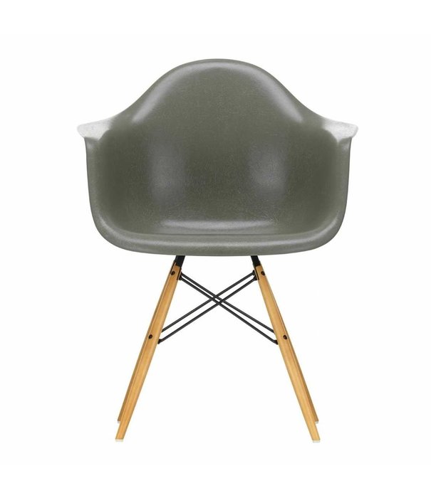 Vitra  Vitra - DAW fiberglass chair gold maple