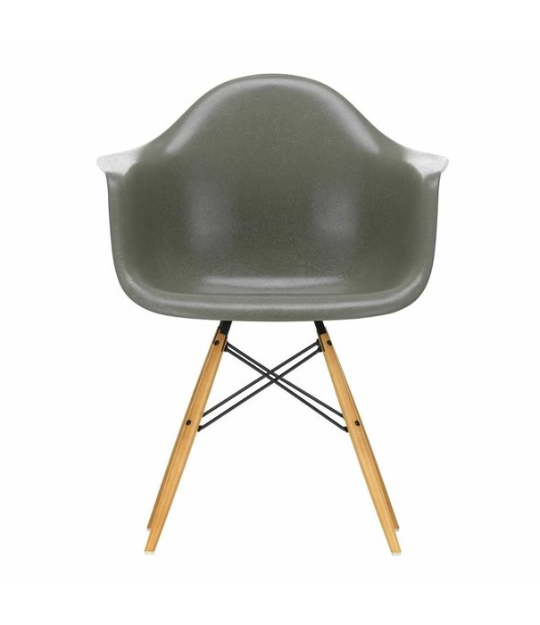 Vitra  Vitra Eames DAW Fiberglass Dining Armchair, gold maple legs