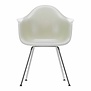 Vitra Eames DAX fiberglass armstoel onderstel verchroomd