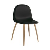 Gubi - 3D dining chair black plastic shell - oak wood base