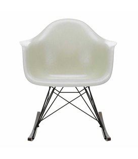 Vitra Eames Fiberglass RAR Schommelstoel, donker esdoorn onderstel