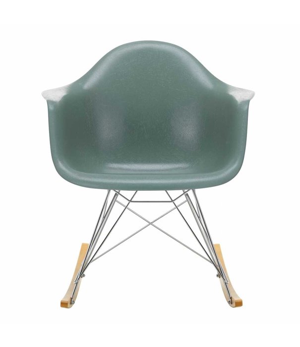 Vitra  Vitra Eames Fiberglass Armchair RAR chrome / gold maple