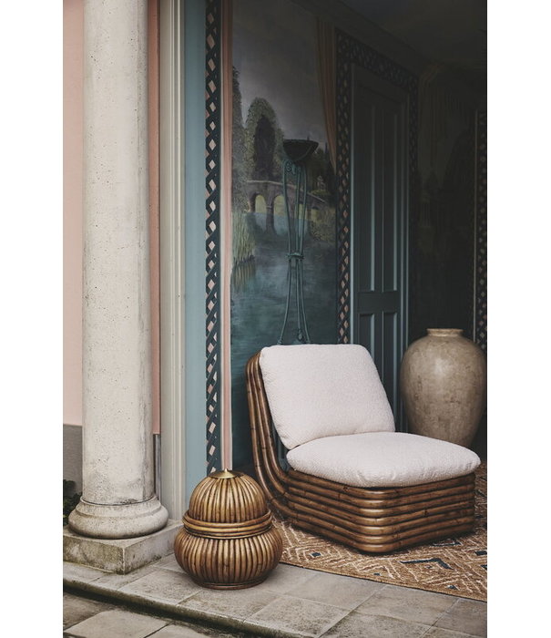 Gubi  Bohemian 72 Lounge Chair rattan  Diagonal Boucle 007