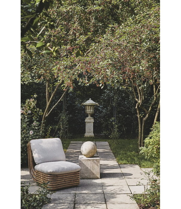 Gubi  Bohemian 72 Lounge Chair rattan, Chevron Outdoor FR 002