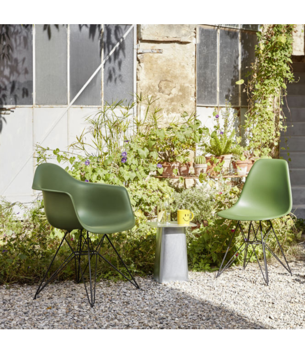 Vitra  Vitra - Metal Side Table -outdoor large zinc