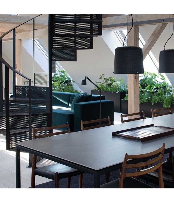 Vipp  Vipp - 971 table medium L200 cm.